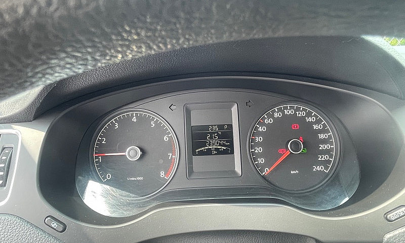 2011 Volkswagen Jett...