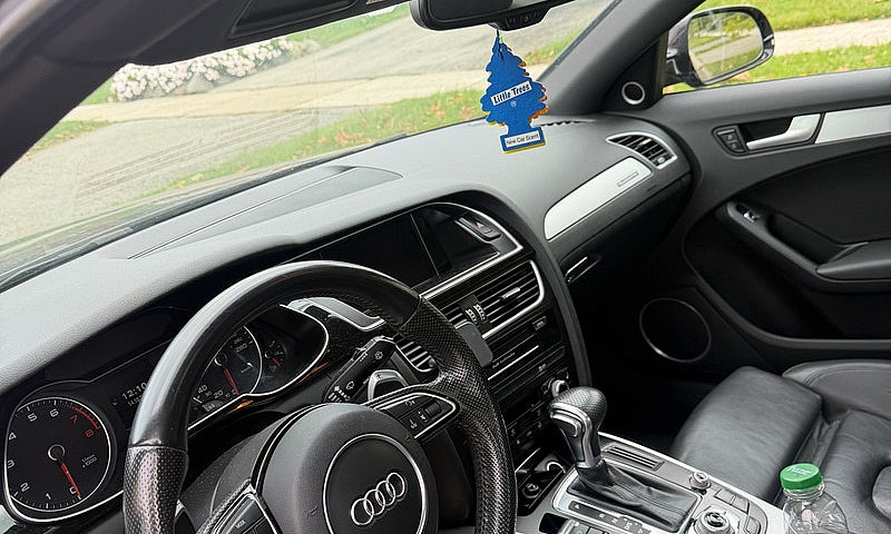 Audi A4 2015 S Line ...