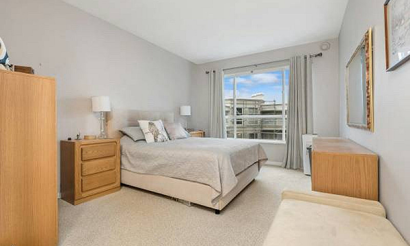 2 Bedroom 2 Bathroom...
