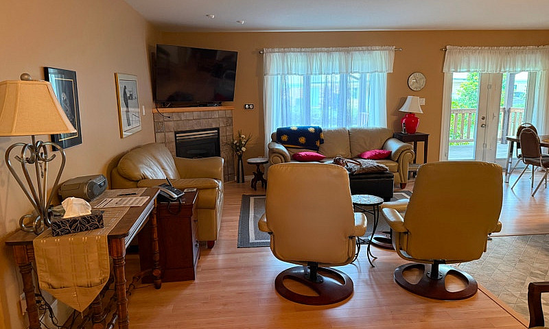 Condo For Sale - Yor...