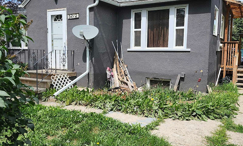 House For Rent Vikin...