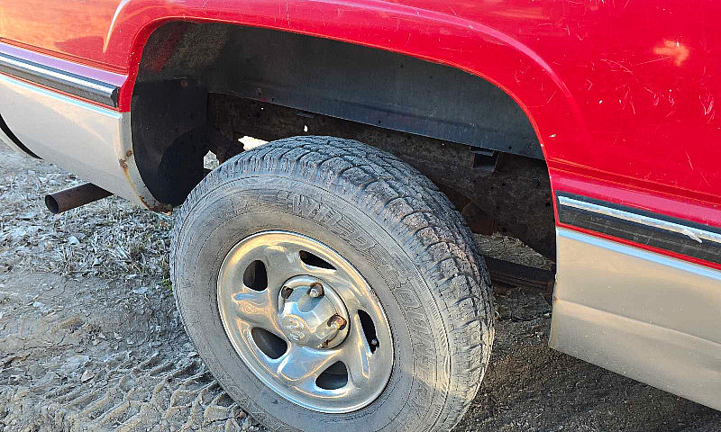 1995 Dodge Ram...
