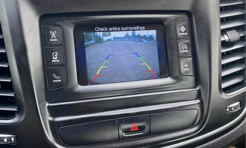 2015 Chrysler 200 Li...