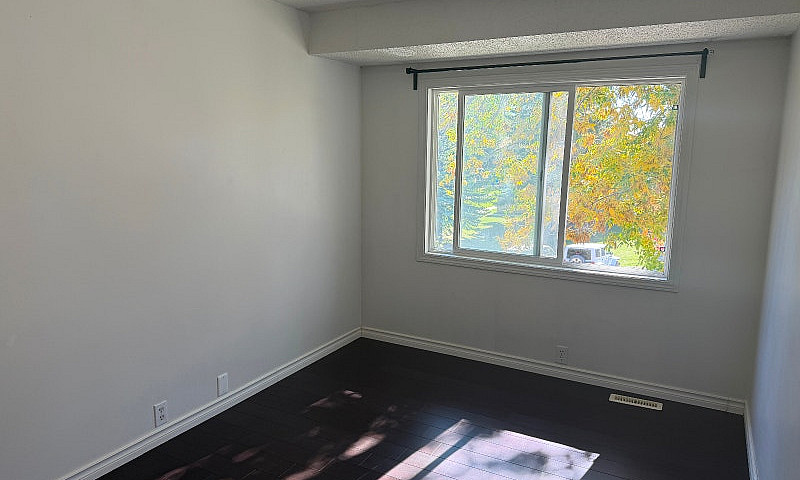 3 Bedroom Townhouse ...