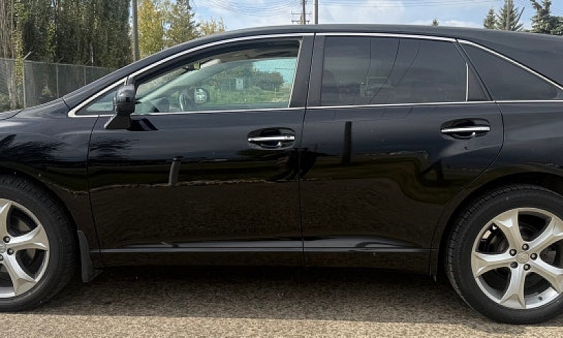 2009 Toyota Venza 3....