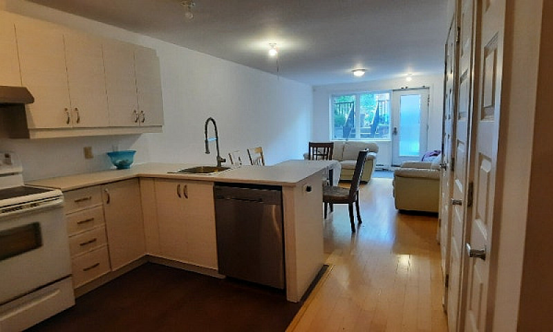 Beautiful 4 ½ Condo ...