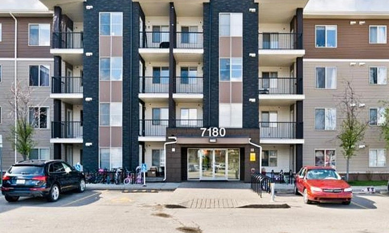 2 Bed 2 Bath Main Fl...