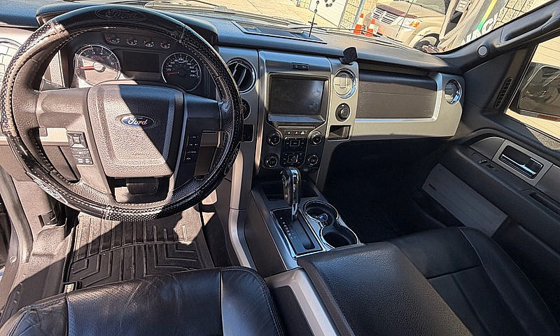 2014 Ford F150 Fx4 5...