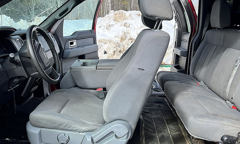 2011 4X4 F150 5.0L...