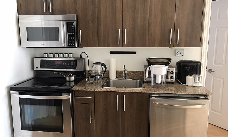 3 Bedrooms Condo All...