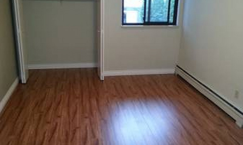 Spacious 1Br Apartme...