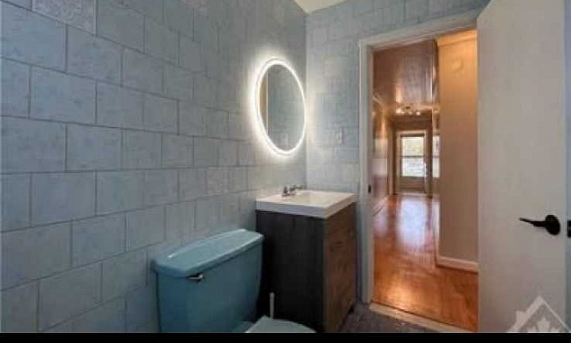 Charming 3-Bedroom B...
