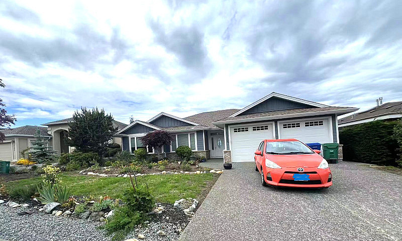 Stunning 3-Bedroom P...