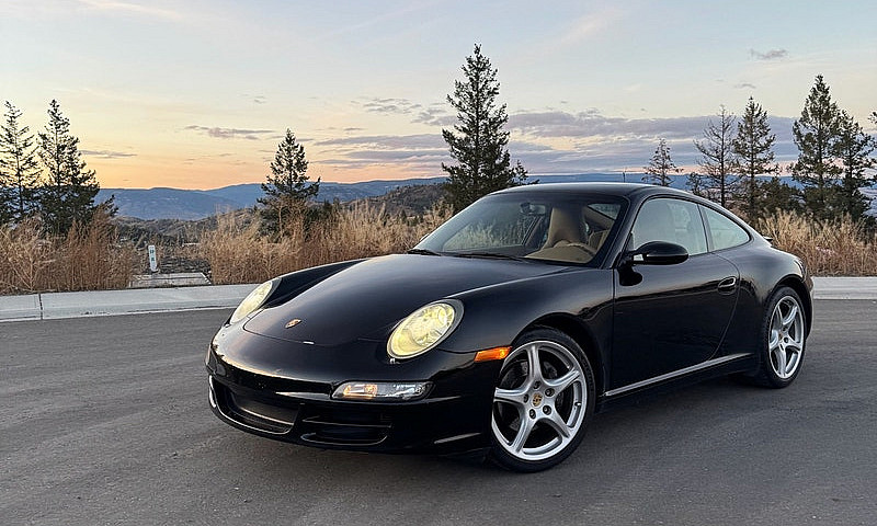 2005 Porsche 911 - 6...
