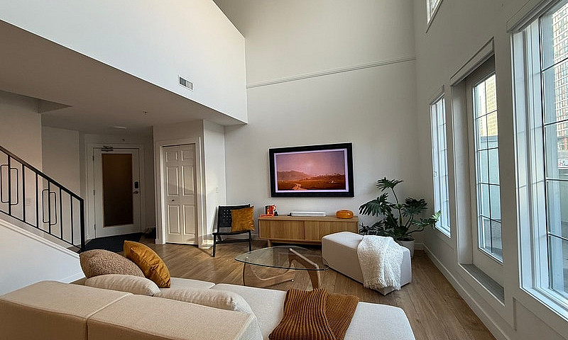 2 Storey Penthouse L...