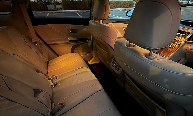 Toyota Venza...