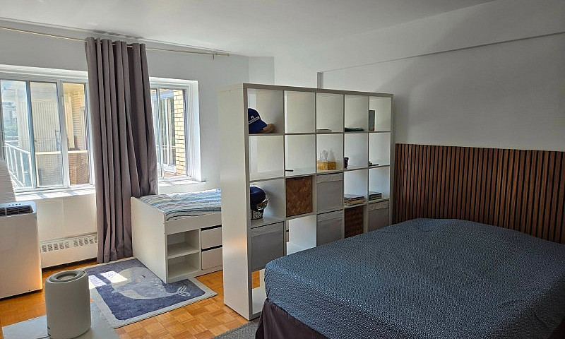 Grand 3 ½ Meublé – 1...