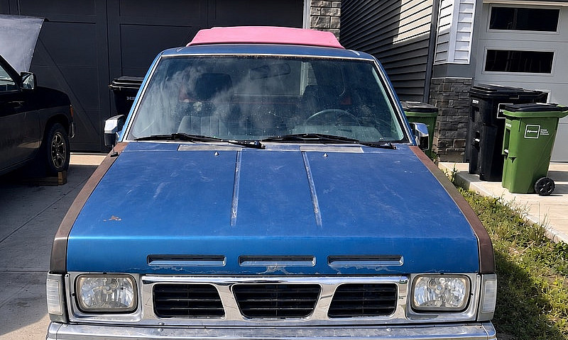 1989 Nissan Hardbody...