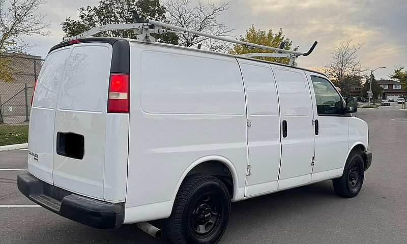 2014 Gmc Savana 2500...