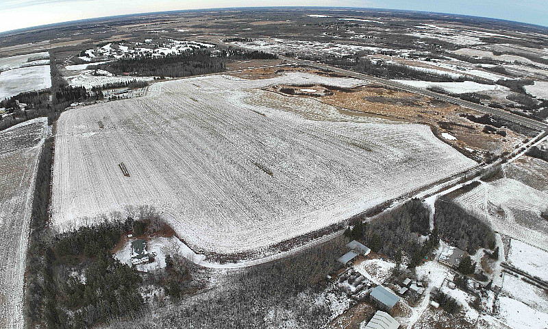 80 Acres? In Sturgeo...