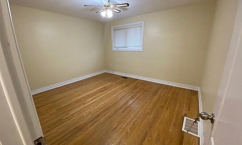 Spacious 2 Bedroom P...