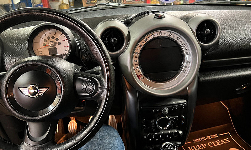 2012 Mini Cooper Cou...