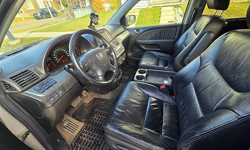 2006 Honda Odyssey...