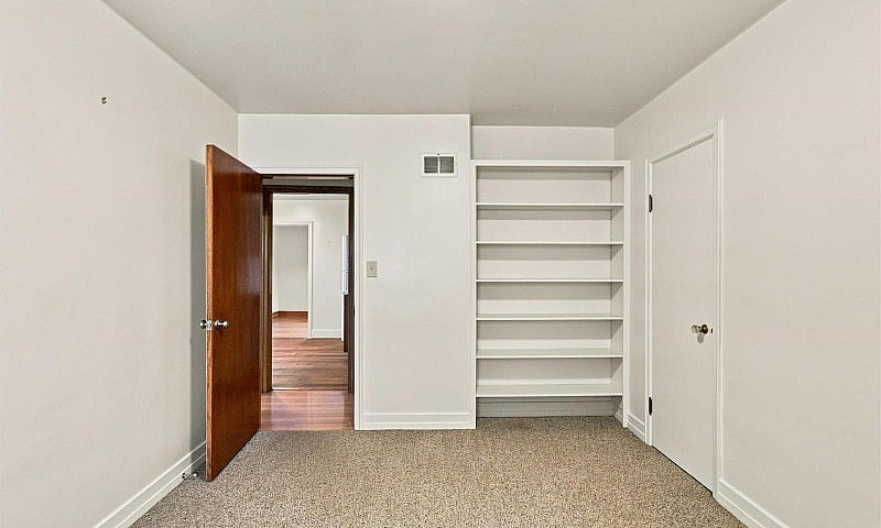 House For Rent, Vars...