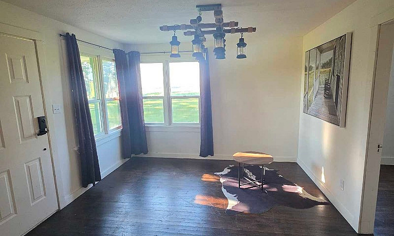 Bentley House Rental...