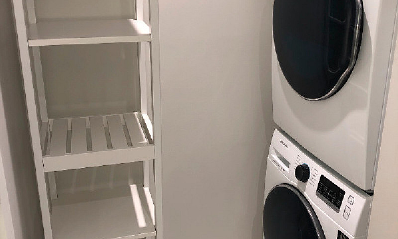 Luxury 2Br Condo For...