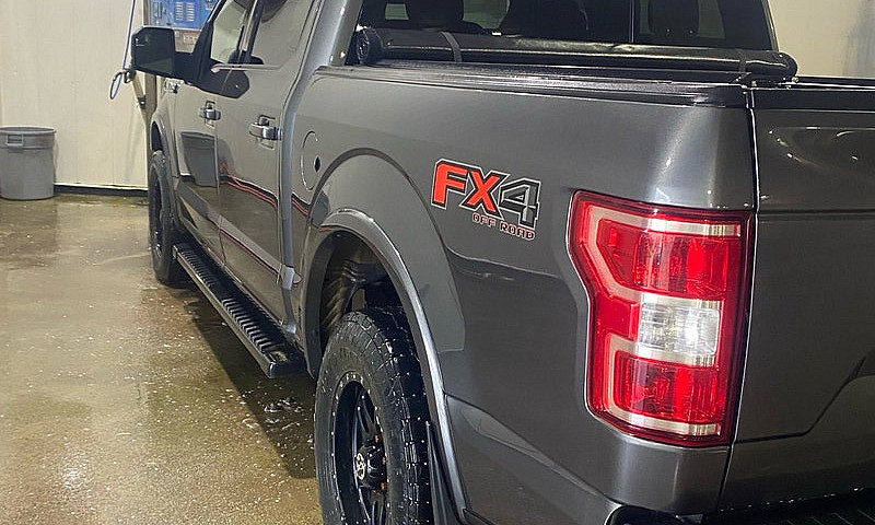 2018 Ford F150 Xlt 5...