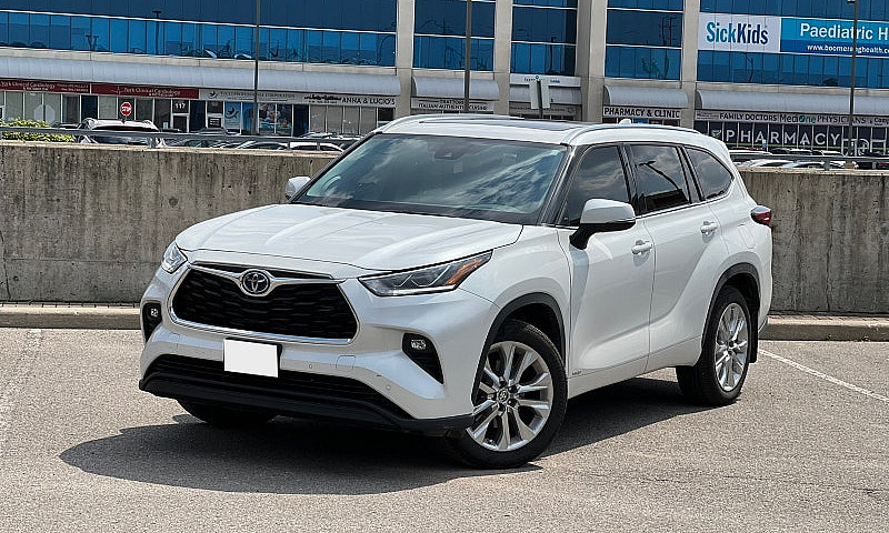 2023 Highlander Limi...