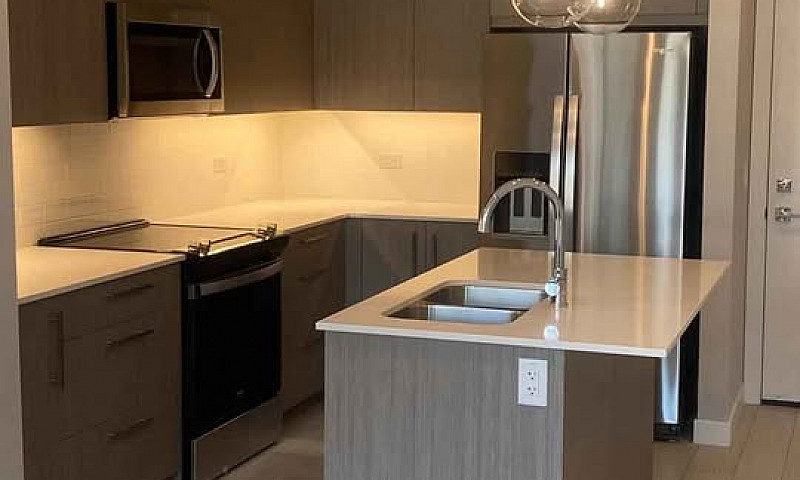 Brand New 2 Bed 2 Ba...
