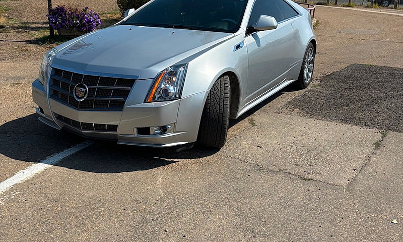 Cadillac Cts Coupe...