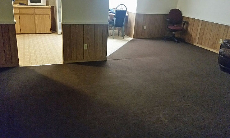 2 Bedroom Lower Suit...