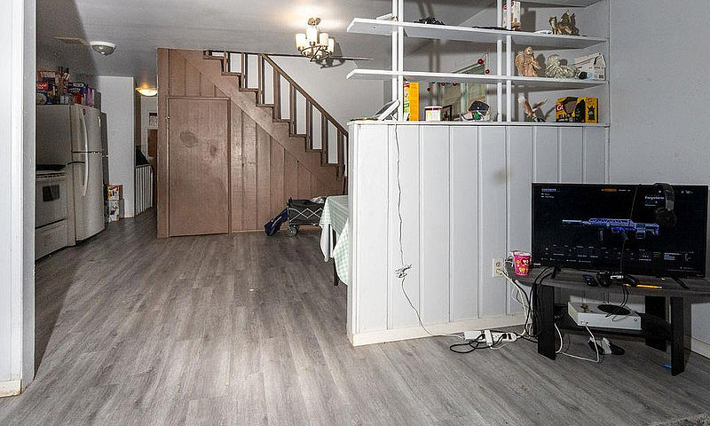 Duplex For Sale - Gr...