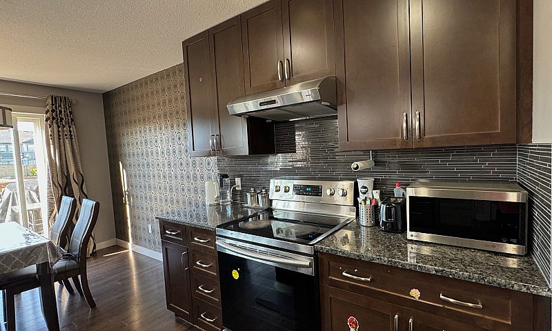 Duplex For Rent In C...