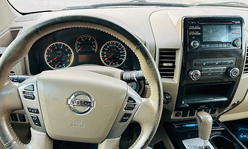 2013 Nissan Titan 4X...