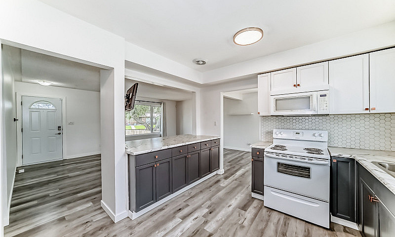 6 Bdr House In Lynwo...