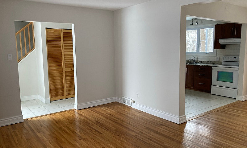 House 4 Bedrooms & D...