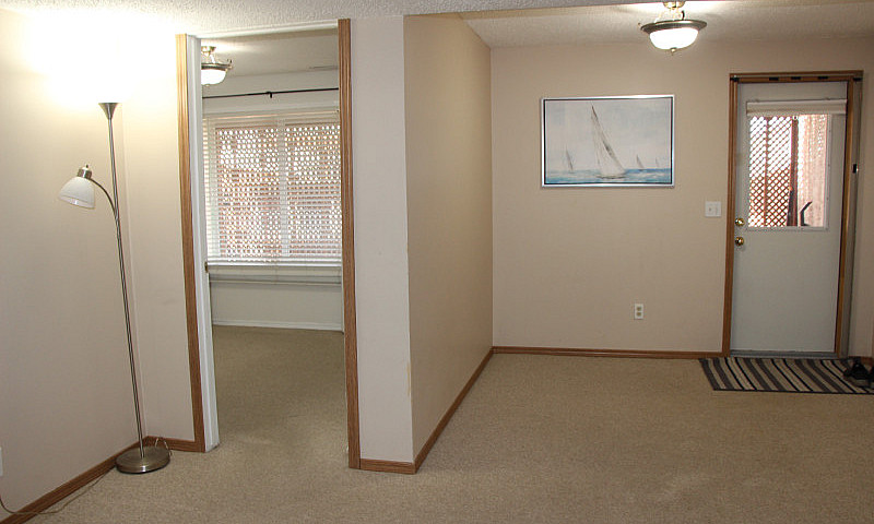 1 Bedroom Walkout Ba...