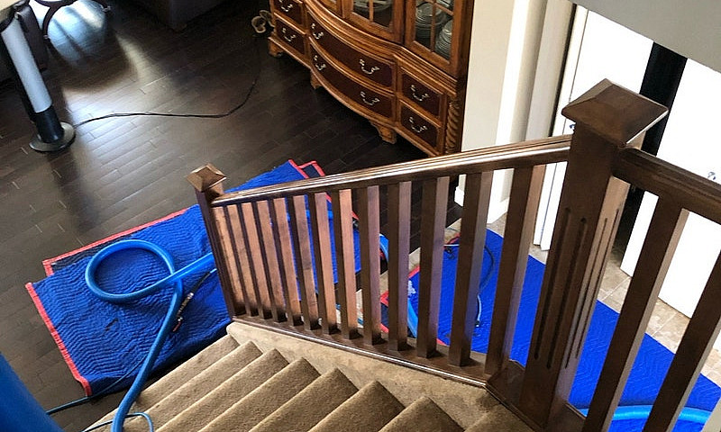 Carpet Cleaning Truc...