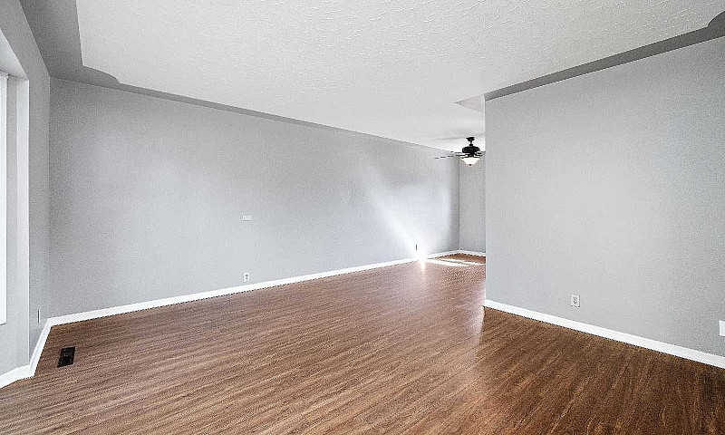 Beautiful 4 Bed 2 Ba...
