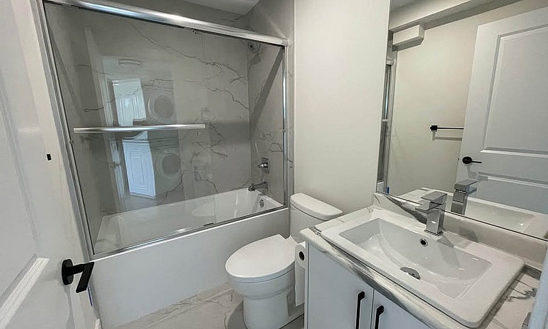 2 Bedroom 1 Bathroom...