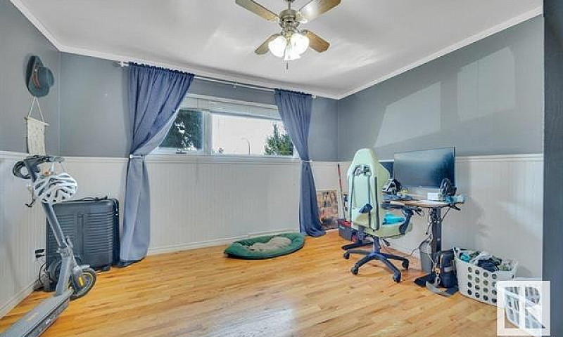 Single House 3 Bedro...