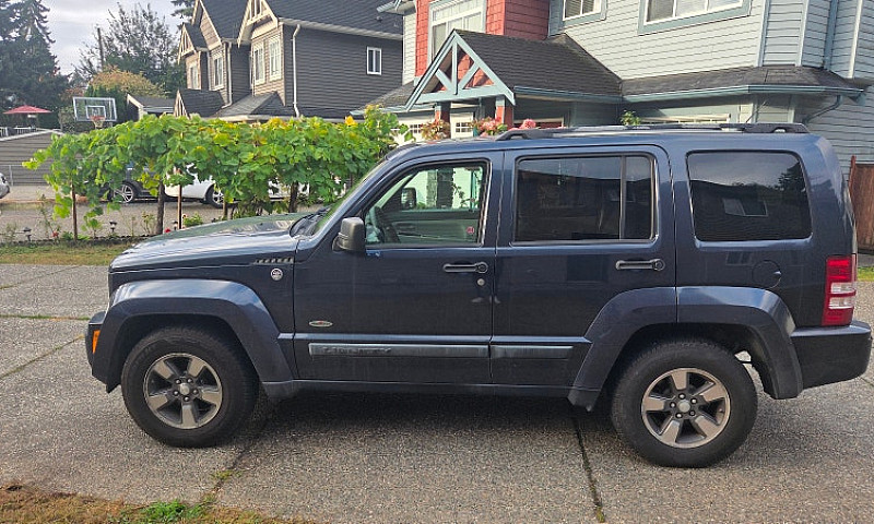 Jeep Liberty 2008...