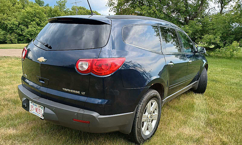 2011 Chev Traverse...