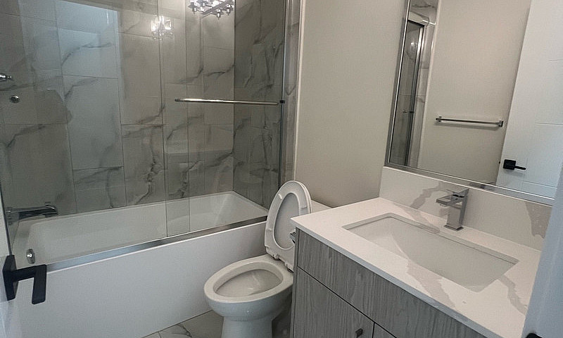 1 Bedroom Basement S...