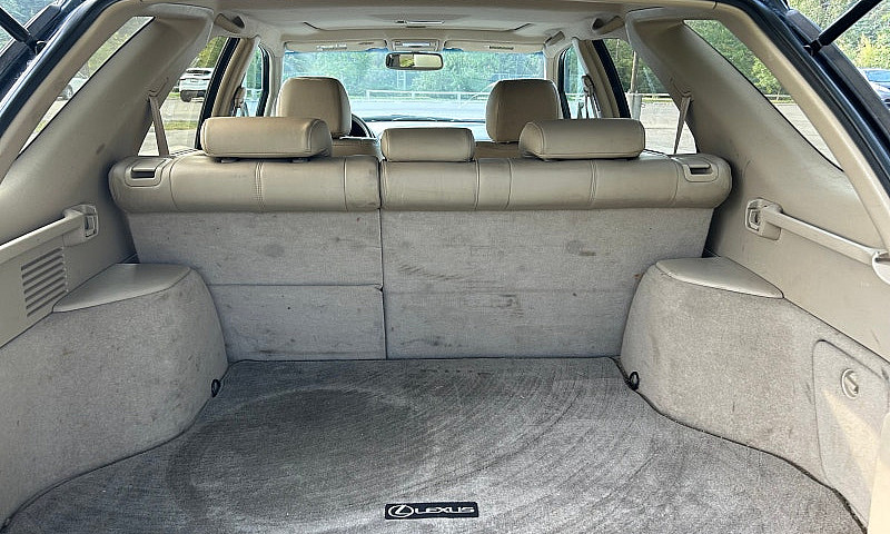 1999 Lexus Rx300...