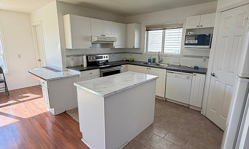 3 Bedroom And 2.5 Wa...